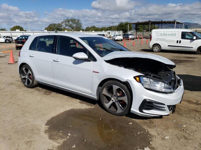 3VW447AU0JM262340 - 2018 VOLKSWAGEN GTI S/SE WHITE photo 4