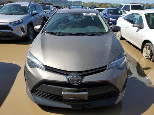 2T1BURHE1JC968021 - 2018 TOYOTA COROLLA L GRAY photo 5