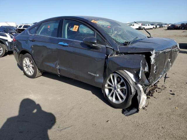 3FA6P0LU3KR104432 - 2019 FORD FUSION SE GRAY photo 4