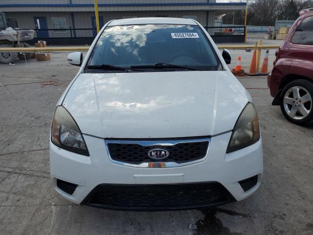 KNADH4A35B6869877 - 2011 KIA RIO BASE WHITE photo 5