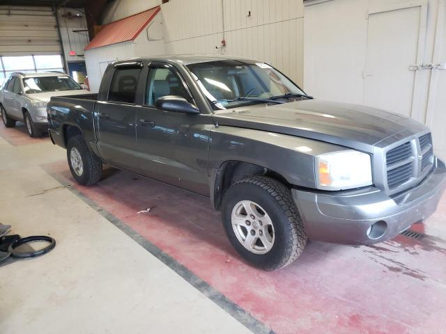 1D7HW28KX6S557617 - 2006 DODGE DAKOTA QUAD GRAY photo 4