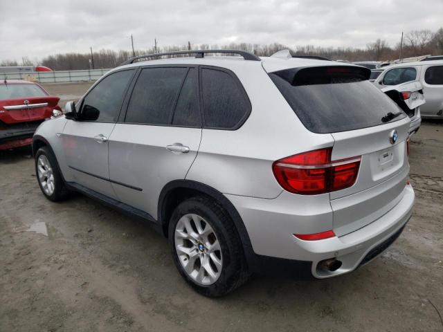 5UXZV4C52BL400990 - 2011 BMW X5 XDRIVE35I SILVER photo 2