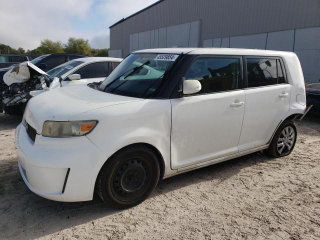 JTLKE50E091064828 - 2009 TOYOTA SCION XB WHITE photo 1