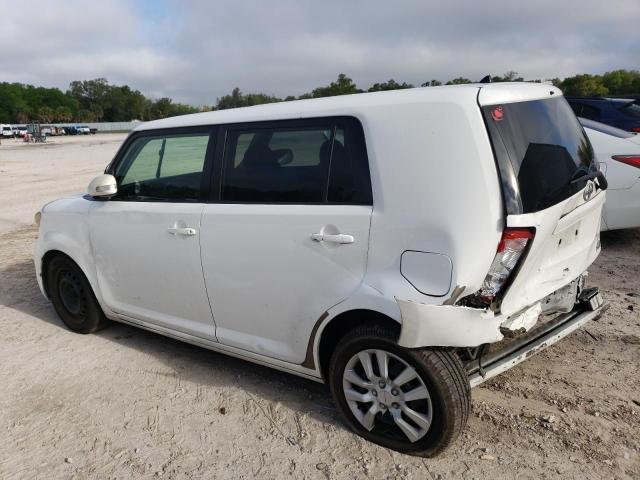 JTLKE50E091064828 - 2009 TOYOTA SCION XB WHITE photo 2