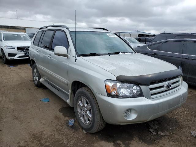 JTEEP21A740001457 - 2004 TOYOTA HIGHLANDER SILVER photo 4