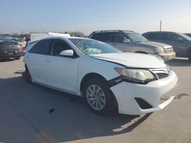 4T1BF1FKXDU709986 - 2013 TOYOTA CAMRY L WHITE photo 4