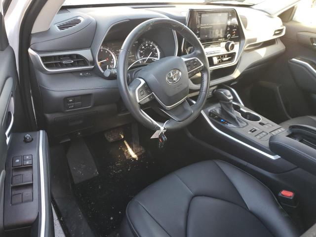 5TDGZRBH1NS560710 - 2022 TOYOTA HIGHLANDER XLE 白色 照片 8