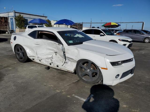 2G1FD1E37F9224266 - 2015 CHEVROLET CAMARO LT WHITE photo 4