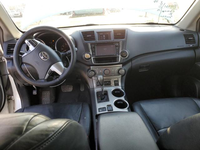 5TDBK3EH7DS195312 - 2013 TOYOTA HIGHLANDER BASE Blanc photo 8