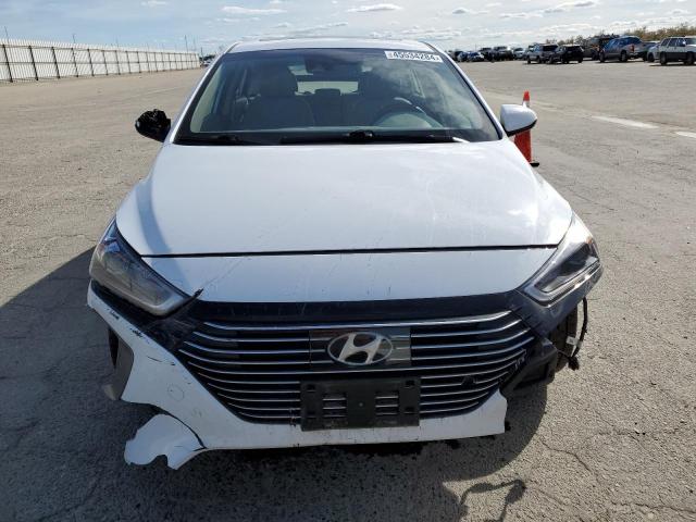 KMHC05LC4KU129883 - 2019 HYUNDAI IONIQ LIMITED WHITE photo 5