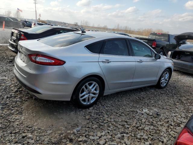 1FA6P0H74G5102508 - 2016 FORD FUSION SE SILVER photo 3