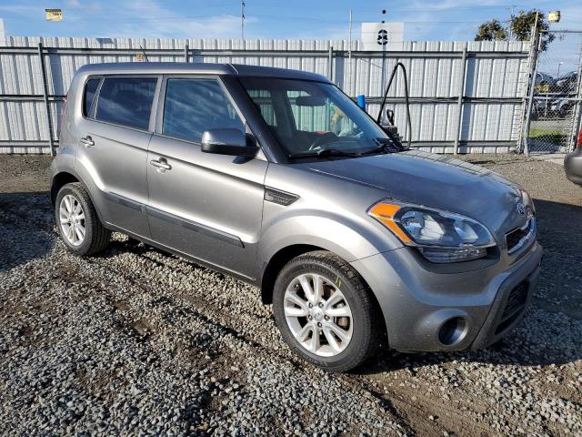 KNDJT2A69D7615167 - 2013 KIA SOUL + SILVER photo 4