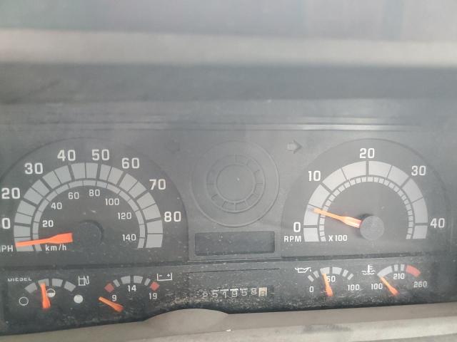 1GDL7H1C11J514754 - 2001 GMC C-SERIES C7H042 白色 照片 8