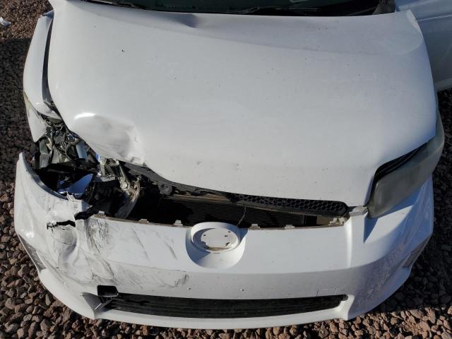 JTLZE4FE7FJ069195 - 2015 TOYOTA SCION XB WHITE photo 11