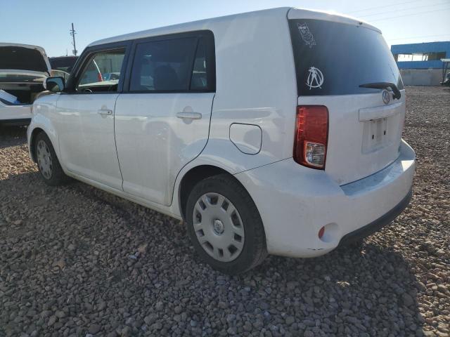 JTLZE4FE7FJ069195 - 2015 TOYOTA SCION XB WHITE photo 2