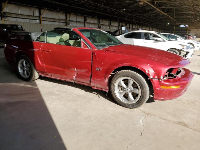 1ZVHT85H055246013 - 2005 FORD MUSTANG GT RED photo 4