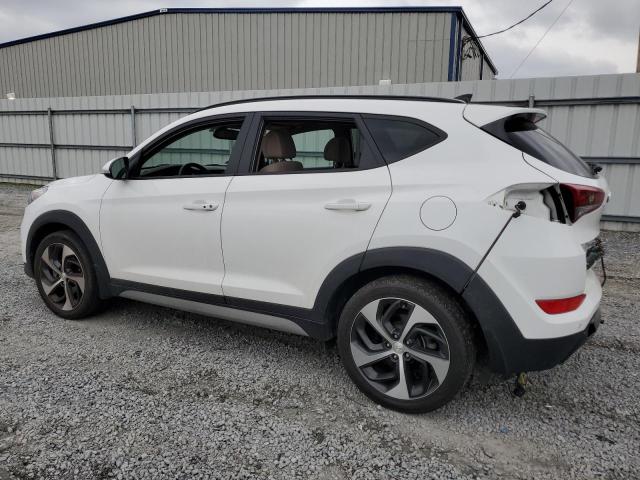 KM8J3CA26JU755320 - 2018 HYUNDAI TUCSON VALUE WHITE photo 2