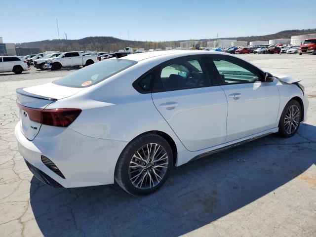 3KPF54AD8PE664648 - 2023 KIA FORTE GT LINE WHITE photo 3