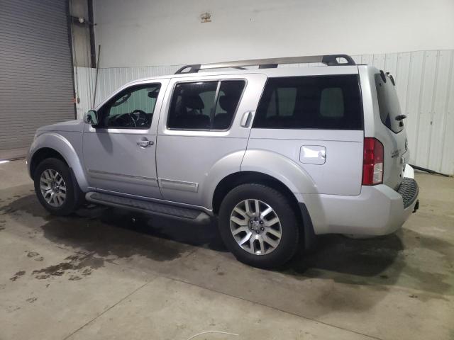 5N1AR1NB4BC625993 - 2011 NISSAN PATHFINDER S 银色 照片 2