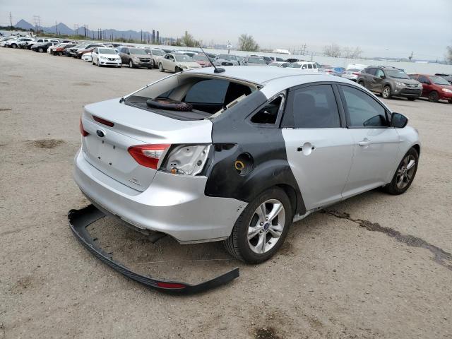 1FADP3F20EL276682 - 2014 FORD FOCUS SE SILVER photo 3