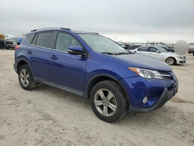 2T3WFREV5FW142883 - 2015 TOYOTA RAV4 XLE BLUE photo 4