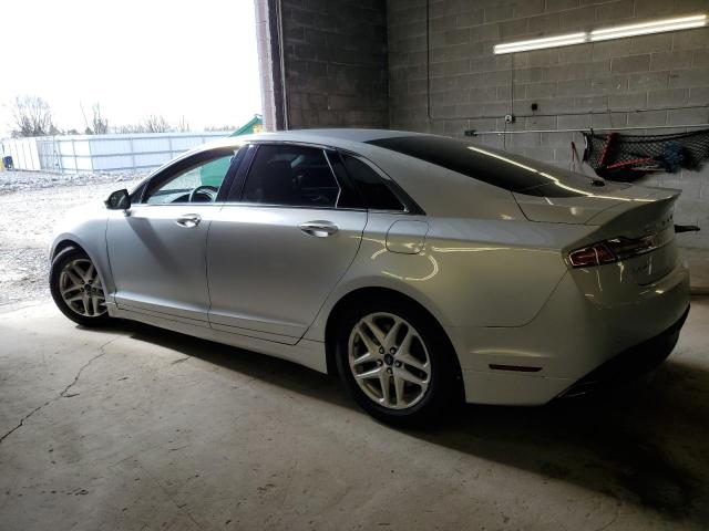 3LN6L2J97GR633689 - 2016 LINCOLN MKZ SILVER photo 2