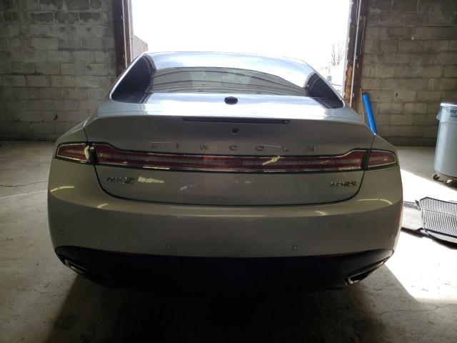 3LN6L2J97GR633689 - 2016 LINCOLN MKZ SILVER photo 6