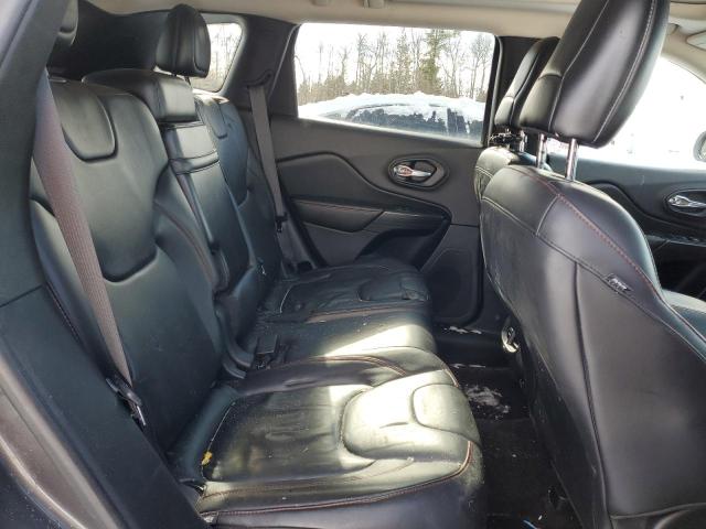 1C4PJMBS2GW216151 - 2016 JEEP CHEROKEE TRAILHAWK GRAY photo 11