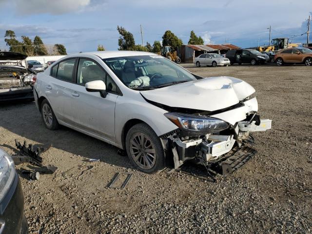 4S3GKAB62J3613351 - 2018 SUBARU IMPREZA PREMIUM WHITE photo 4