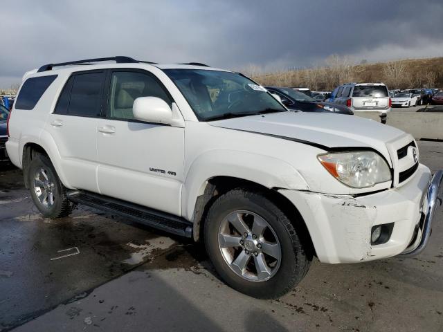 JTEBT17R868035191 - 2006 TOYOTA 4RUNNER LIMITED WHITE photo 4