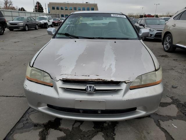 JHMCG56472C017541 - 2002 HONDA ACCORD LX SILVER photo 5