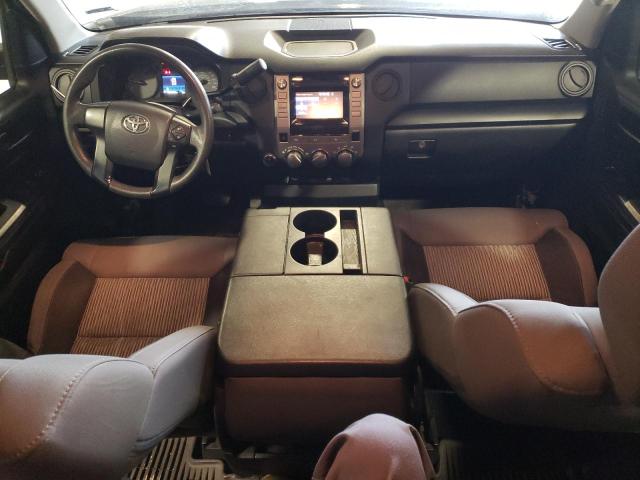 5TFUM5F15HX071622 - 2017 TOYOTA TUNDRA DOUBLE CAB SR/SR5 BLACK photo 8