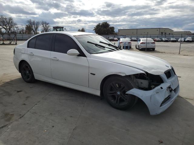 WBAVA33528FV67182 - 2008 BMW 328 I WHITE photo 4