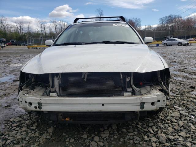 YV1SW592251509060 - 2005 VOLVO V70 FWD WHITE photo 5