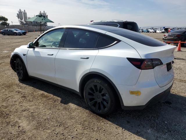 7SAYGDEE2NF411468 - 2022 TESLA MODEL Y WHITE photo 2