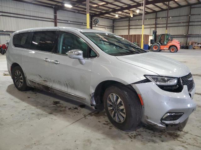 2C4RC1S75NR201467 - 2022 CHRYSLER PACIFICA HYBRID LIMITED SILVER photo 4