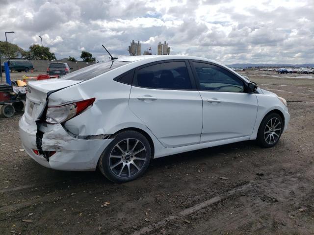 KMHCT4AE4HU273187 - 2017 HYUNDAI ACCENT SE WHITE photo 3