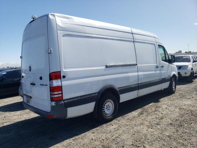 WD3PE8CB5B5594077 - 2011 MERCEDES-BENZ SPRINTER 2500 WHITE photo 3