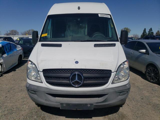 WD3PE8CB5B5594077 - 2011 MERCEDES-BENZ SPRINTER 2500 WHITE photo 5