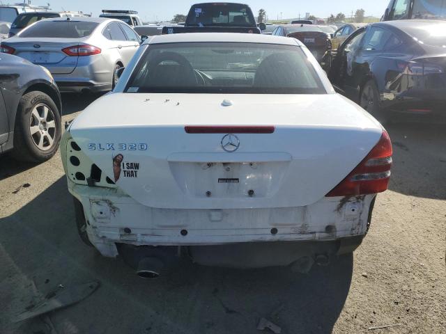 WDBKK65F92F249981 - 2002 MERCEDES-BENZ SLK 320 WHITE photo 6