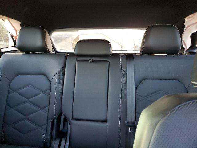 1V2KE2CA4RC202103 - 2024 VOLKSWAGEN ATLAS CROS SE Argent photo 10