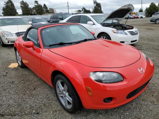 JM1NC25F360119661 - 2006 MAZDA MX-5 MIATA RED photo 4