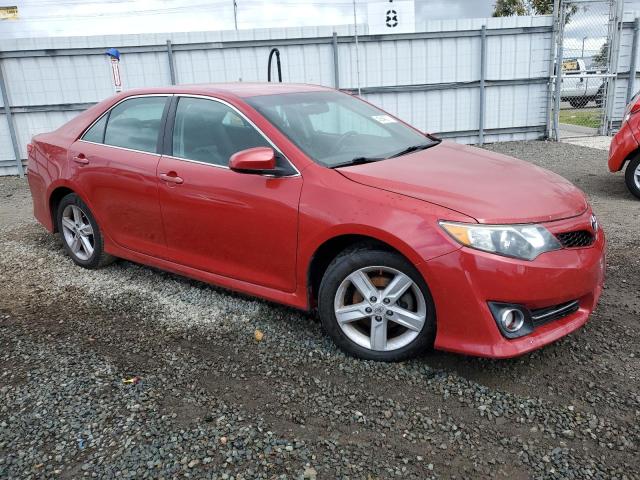 4T1BF1FKXEU729138 - 2014 TOYOTA CAMRY L RED photo 4