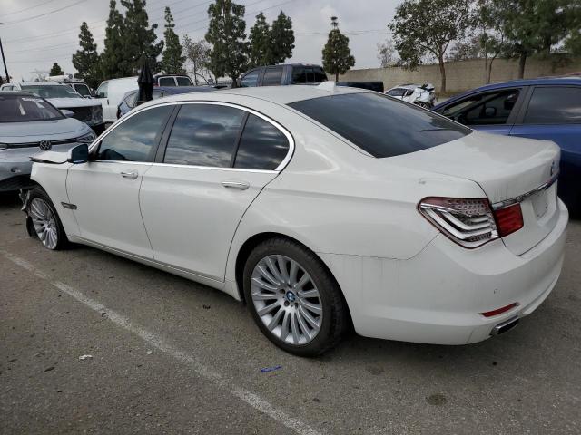 WBAKA8C57CDX01057 - 2012 BMW 750 I WHITE photo 2