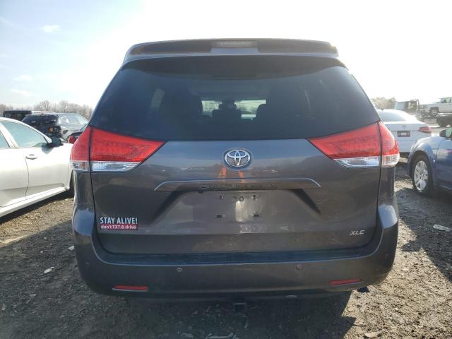 5TDYK3DC3CS204375 - 2012 TOYOTA SIENNA XLE GRAY photo 6