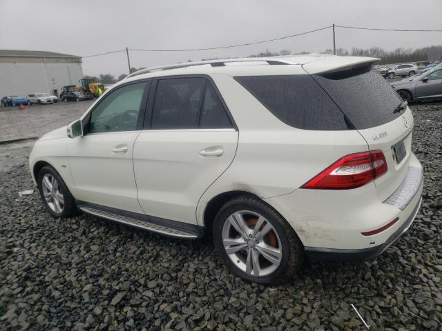 4JGDA5HBXCA007663 - 2012 MERCEDES-BENZ ML 350 4MATIC WHITE photo 2