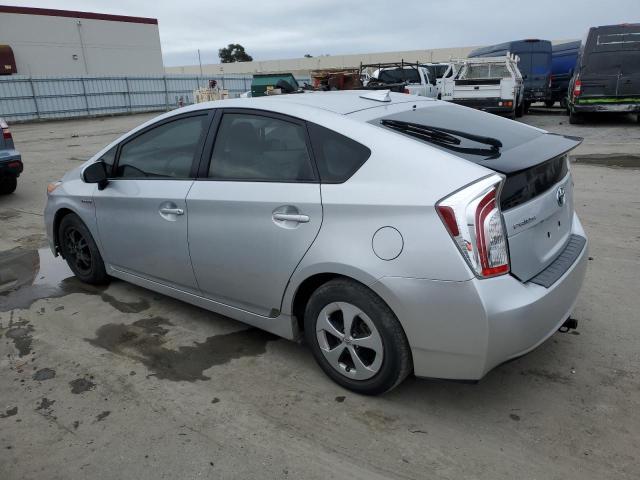 JTDKN3DU9F0419272 - 2015 TOYOTA PRIUS SILVER photo 2