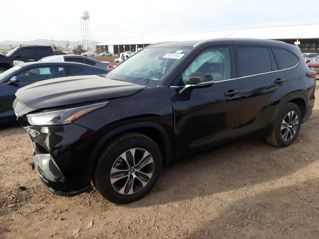 5TDGZRAH2NS554254 - 2022 TOYOTA HIGHLANDER XLE BLACK photo 1