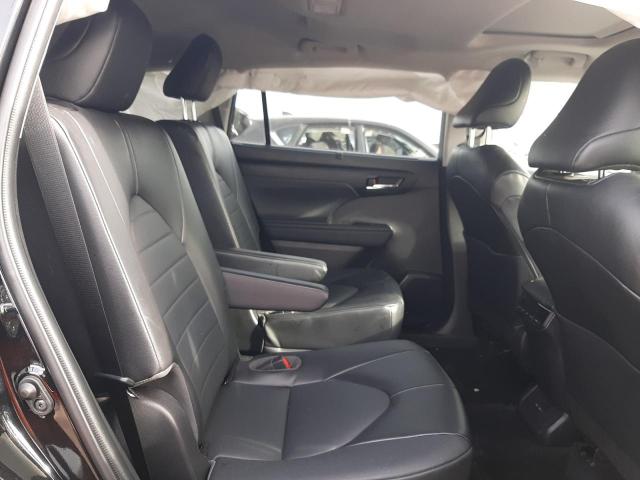 5TDGZRAH2NS554254 - 2022 TOYOTA HIGHLANDER XLE BLACK photo 11
