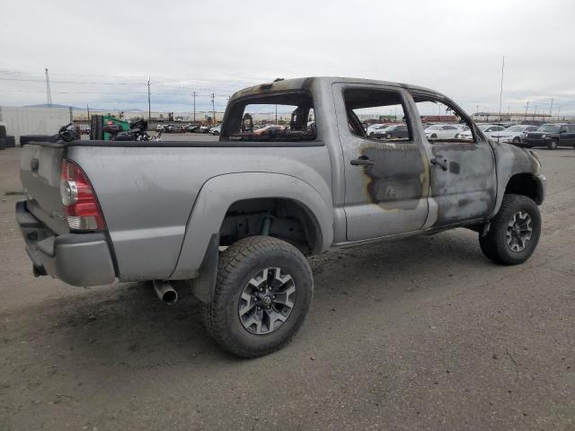 3TMLU4ENXFM178226 - 2015 TOYOTA TACOMA DOUBLE CAB SILVER photo 3